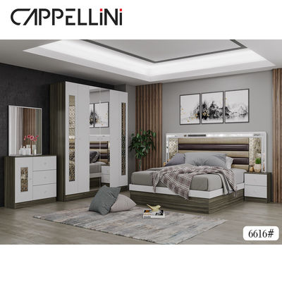 Weiße Matratze des Täfelung MDF-Ausgangsschlafzimmer-Möbel-ganzen Satzes fertigte besonders an