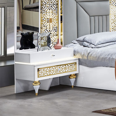 Großhandel Französisch Haus Holzrahmen Meisterzimmer Doppelbettzimmer Set Moderne Holz Kingsize Luxus Schlafzimmermöbel