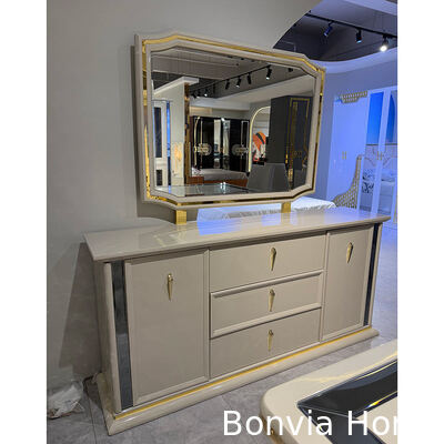 Weiße Luxus-Esstisch- und Stuhl-Garnitur aus Holz, 6-Sitzer, Heim möbel, Esszimmer, Esstisch mit Sideboard und Weinschrank